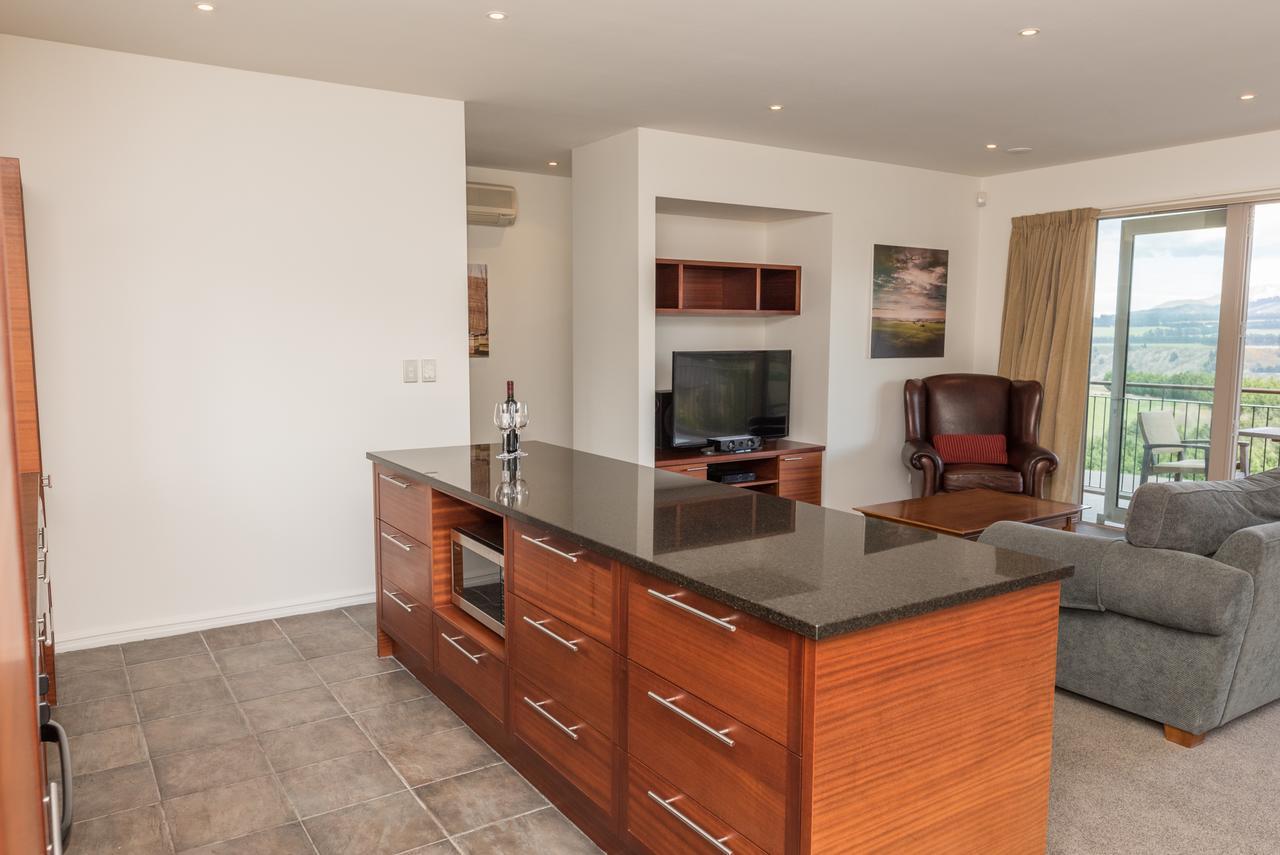Canterbury High Country Villas Windwhistle Bagian luar foto