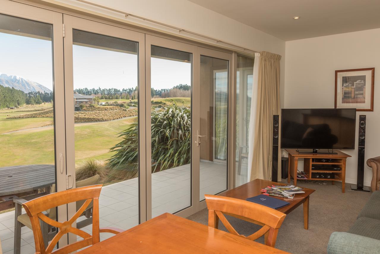 Canterbury High Country Villas Windwhistle Bagian luar foto