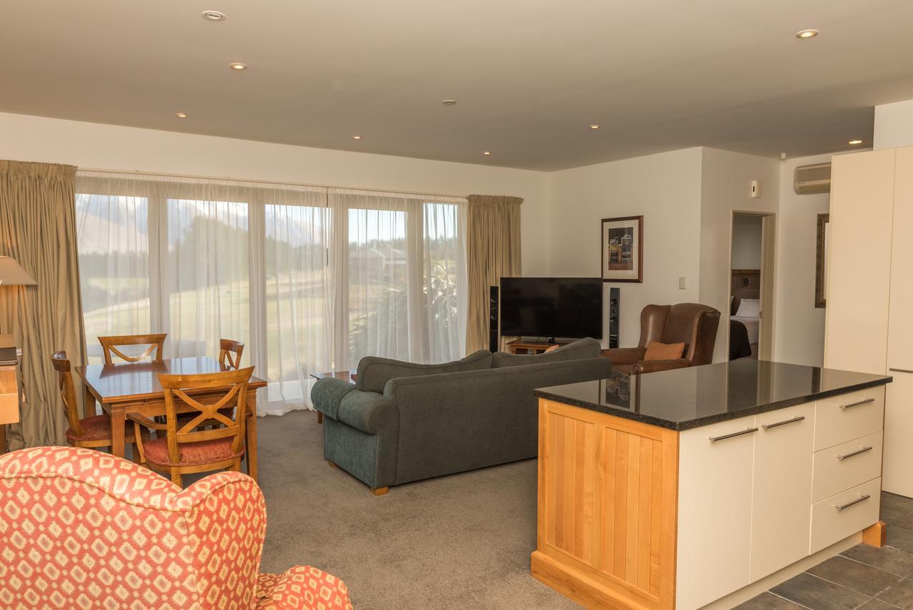 Canterbury High Country Villas Windwhistle Bagian luar foto